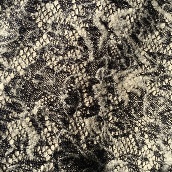 JULIEN PARIS WOOL LACE DESIGN SKIRT - Picture 3 of 7